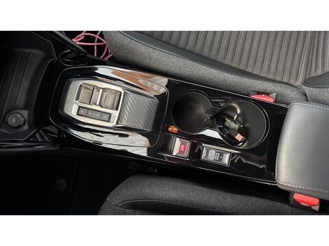 2008 E 136 - 2019 Style / CARPLAY / CAMERA 360 /SUIVI PEUGEOT 2023 occasion 17600 Saujon