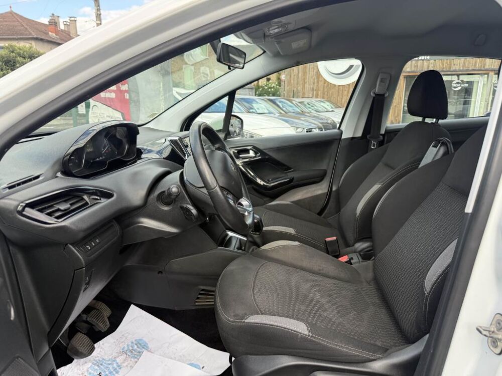 208 1.6 BlueHDi - 100 Allure gps + clim + Radar AR 2016 occasion 19100 Brive-la-Gaillarde