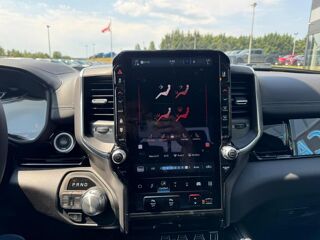 RAM 1500 CREW LAIE SPORT NIGHT EDITION AIR 2025 occasion 91830 Le Coudray-Montceaux