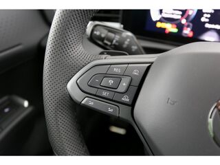T-ROC 1.5 eTSI Hybrid DSG7 150 R-Line avec T.O. - Garantie VW 05/2 2026 occasion 35300 Foug&egrave;res