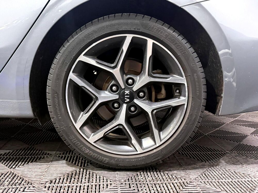 Ceed SW 1.6 CRDi MHEV 136 DCT GT Line - Garantie 12 MOIS 2021 occasion 94360 Bry-sur-Marne