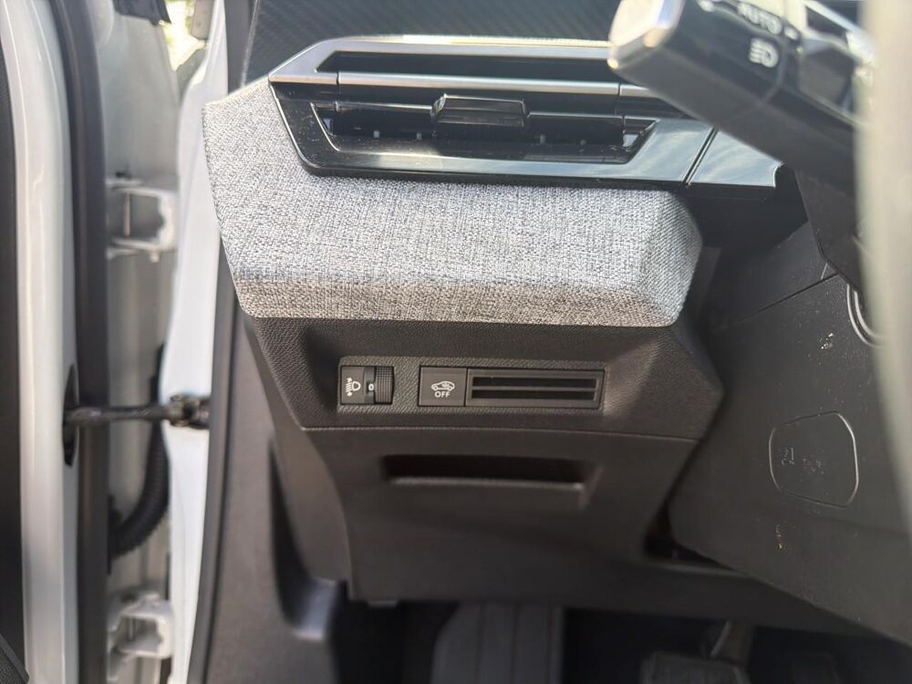 5008 Hybrid 145 allure e-dcs6 2025 occasion 57525 Talange