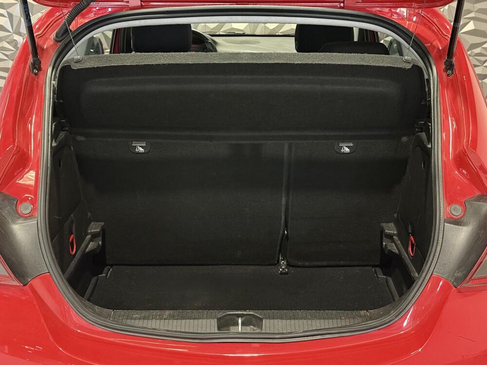 Corsa 1.2i - 70 E BERLINE Edition 2016 occasion 78680 &Eacute;p&ocirc;ne