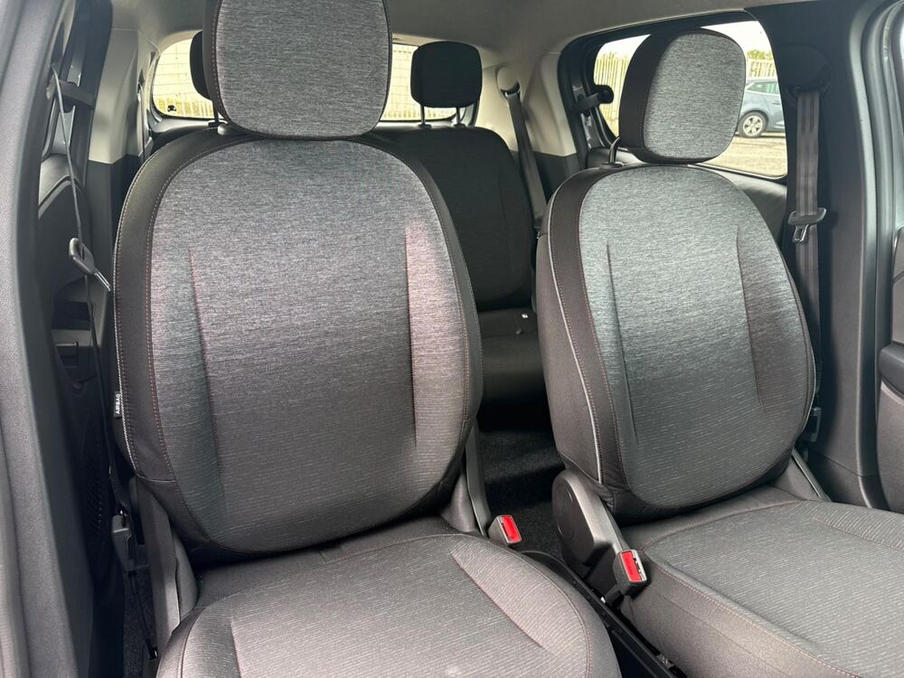 Twingo E-Tech Autonomie Urbaine 80 Techno a partir de 140 euros / m 2026 occasion 31660 Bessi&egrave;res