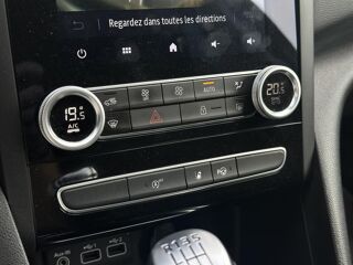 M&eacute;gane IV 1.5 dCi 115 IV Intens + CARPLAY + CAMERA + TETE HAUTE 2021 occasion 13760 Saint-Cannat