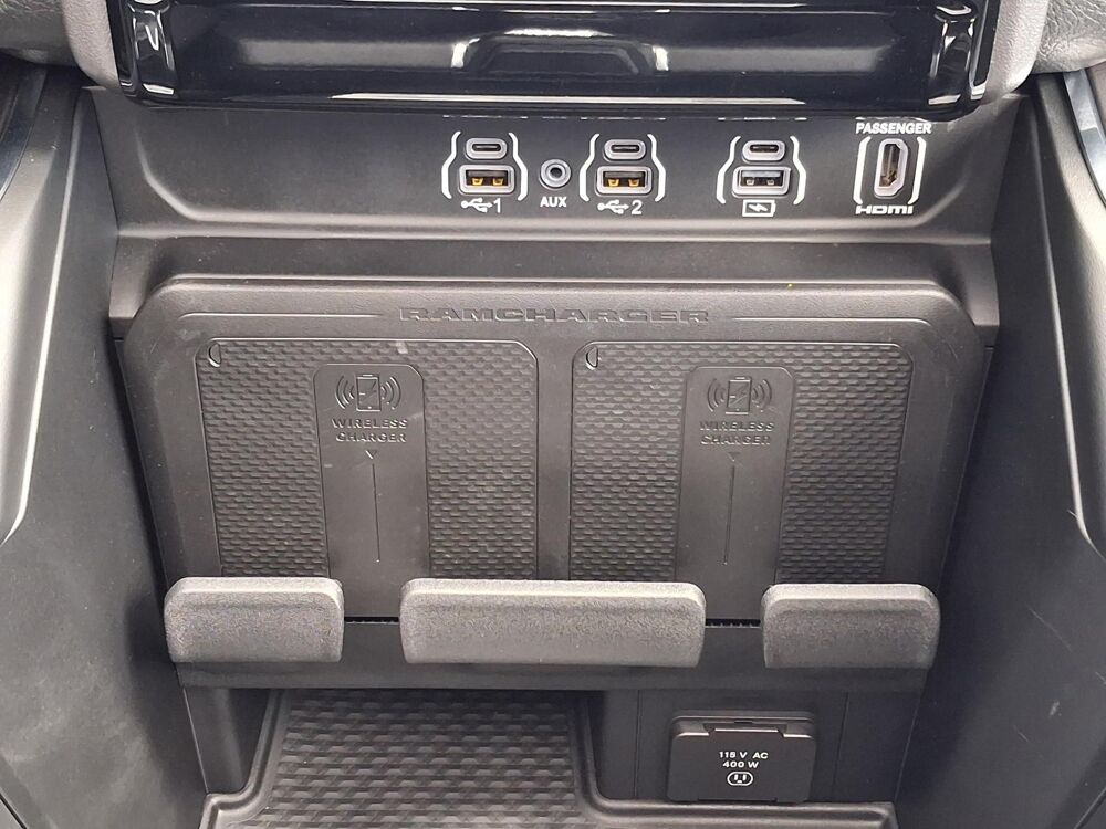 RAM 1500 CREW LAIE SPORT NIGHT EDITION AIR BOX HAYON MULTI 2025 occasion 91830 Le Coudray-Montceaux