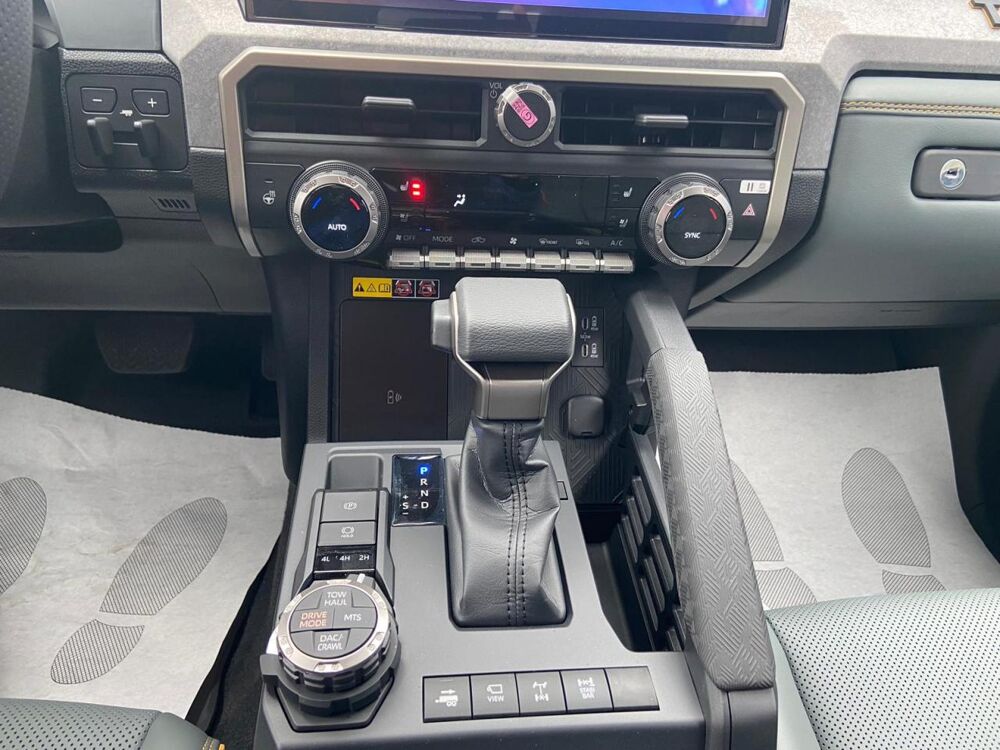 Divers 4X4 Double Cab Hybrid Trailhunter 2025 occasion 91830 Le Coudray-Montceaux