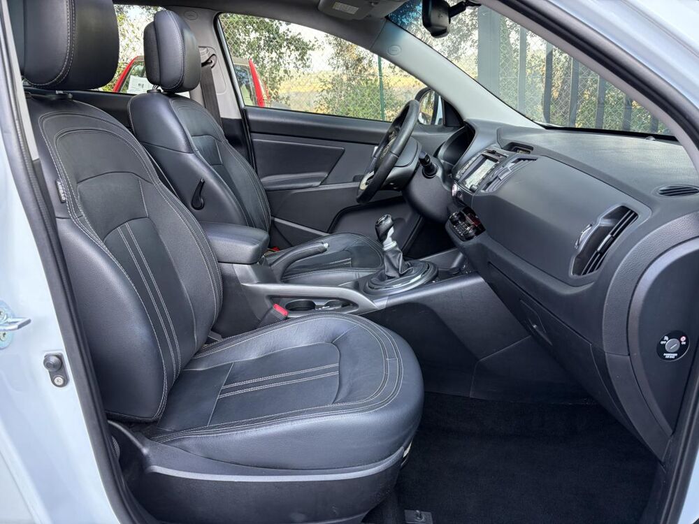Sportage 2.0 CRDI - 136ch 4x4 Premium / toit panoramique ouvrant / r 2011 occasion 30260 Orthoux-S&eacute;rignac-Quilhan
