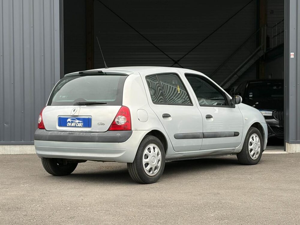 Clio 1.2i 16V II BERLINE Confort Authentique PHASE 3 2004 occasion 76710 Eslettes