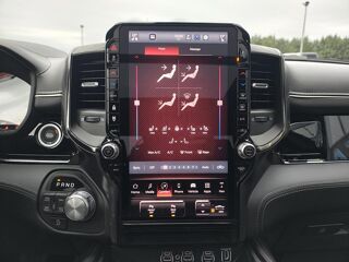RAM 1500 CREW LIMITED NIGHT EDITION BOX HAYON MULTI 2025 occasion 91830 Le Coudray-Montceaux