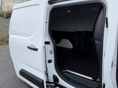 Berlingo VAN XL 1.5 BlueHDI 130 EAT8 Premium Connect 3 places, avec P 2026 occasion 35300 Foug&egrave;res