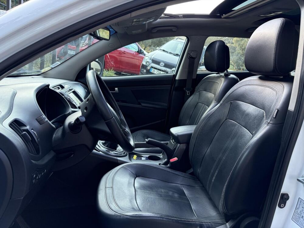 Sportage 2.0 CRDI - 136ch 4x4 Premium / toit panoramique ouvrant / r 2011 occasion 30260 Orthoux-S&eacute;rignac-Quilhan
