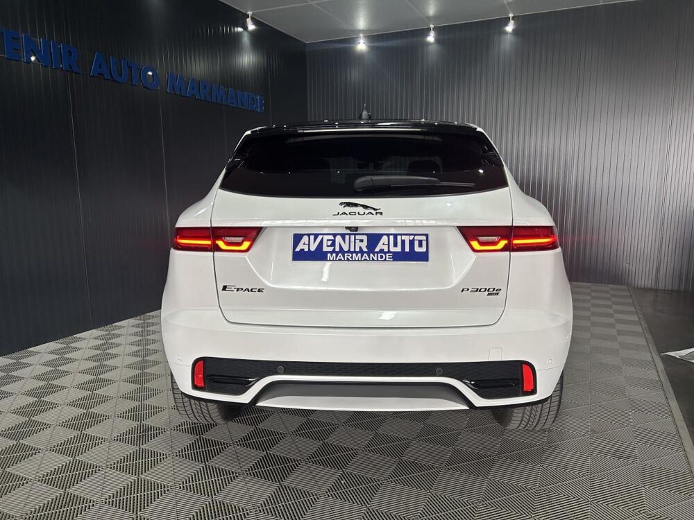 E-PACE P300e - PHEV - BVA - Stop/Start - AWD R-Dynamic Black Editi 2022 occasion 47200 Saint-Pardoux-du-Breuil