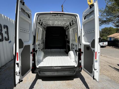 Crafter 30 L3H3 2.0 TDI - 140 2017 FOURGON Van 30 L3H3 Business 2024 occasion 83490 Le Muy