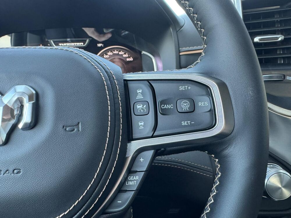 RAM 1500 CREW TUNGSTEN AIR BOX 2026 occasion 91830 Le Coudray-Montceaux