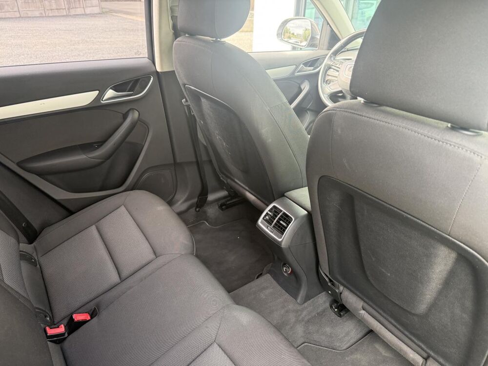 Q3 Quattro 2.0 TDI 150 CH BVA S-tronic Ambiente PH 2-GARANTIE 2016 occasion 33127 Saint-Jean-d'Illac