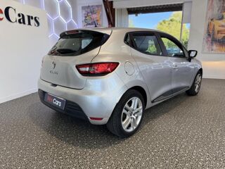 Clio 0.9 TCE 90CH ZEN GARANTIE 12 MOIS 2018 occasion 16000 Angoul&ecirc;me