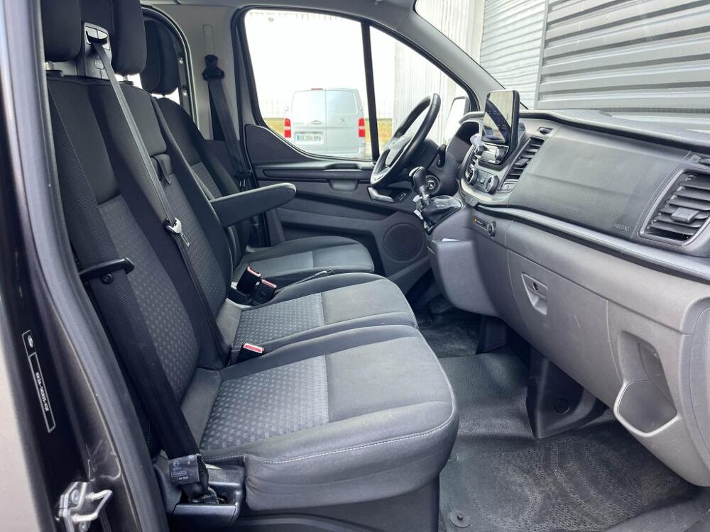 Transit FORD COMBI 2.0 TDCI 130 LONG TREND BUSINESS 9 Places 2021 occasion 02000 Laon