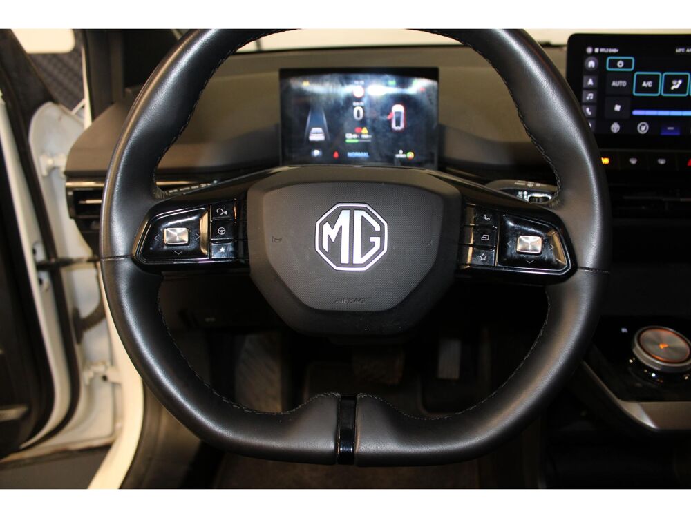 MG4 204 64-2 KWh Luxury Entretien Complet 2023 occasion 59493 Villeneuve-d'Ascq