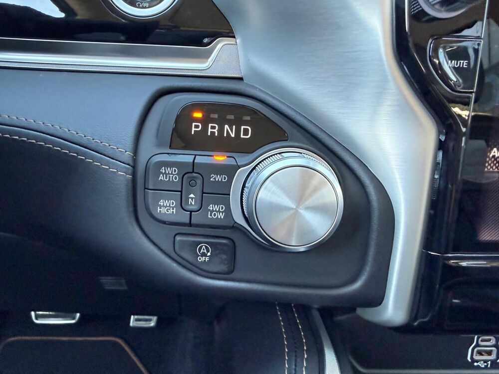 RAM 1500 CREW TUNGSTEN AIR BOX HAYON MULTI 2026 occasion 91830 Le Coudray-Montceaux