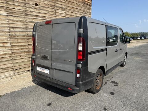 Trafic L1H1 1200 Kg 1.6 dCi - 120 III CABINE APPROFONDIE Fourgon C 2016 occasion 19100 Brive-la-Gaillarde