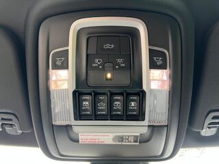 RAM 1500 CREW LAIE SPORT NIGHT EDITION AIR 2025 occasion 91830 Le Coudray-Montceaux