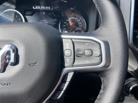RAM 1500 CREW CAB BIGHORN NIGHT EDITION 2025 occasion 91830 Le Coudray-Montceaux