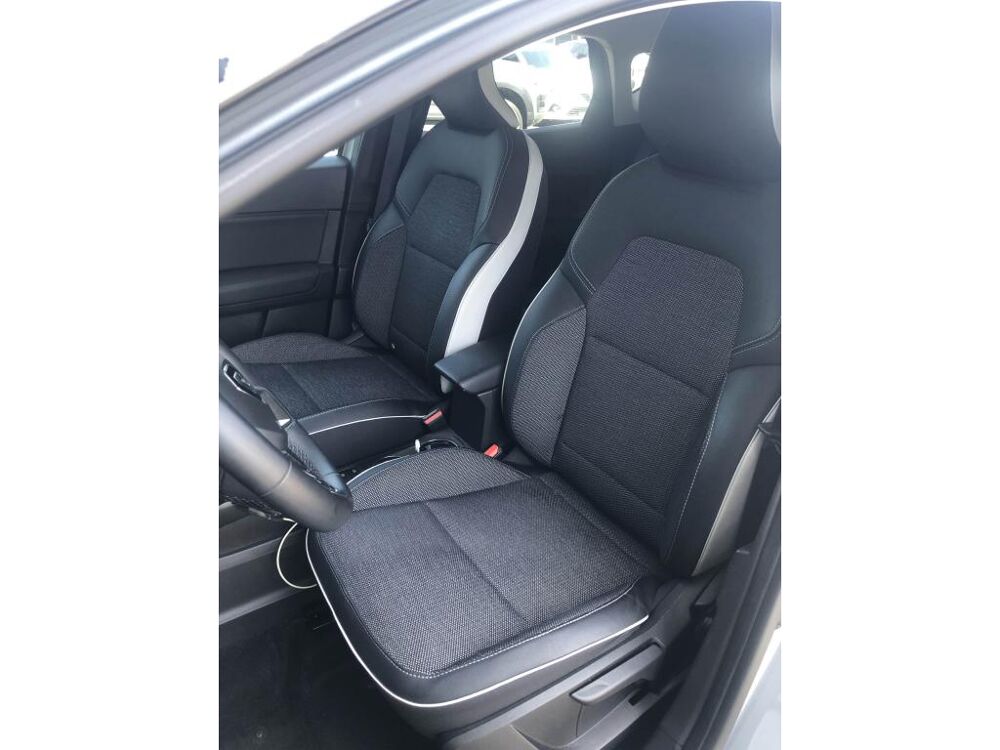 Captur TECHNO MILD HYBRID 160ch EDC 2023 occasion 44700 Orvault