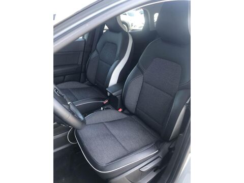 Captur TECHNO MILD HYBRID 160ch EDC 2023 occasion 44700 Orvault