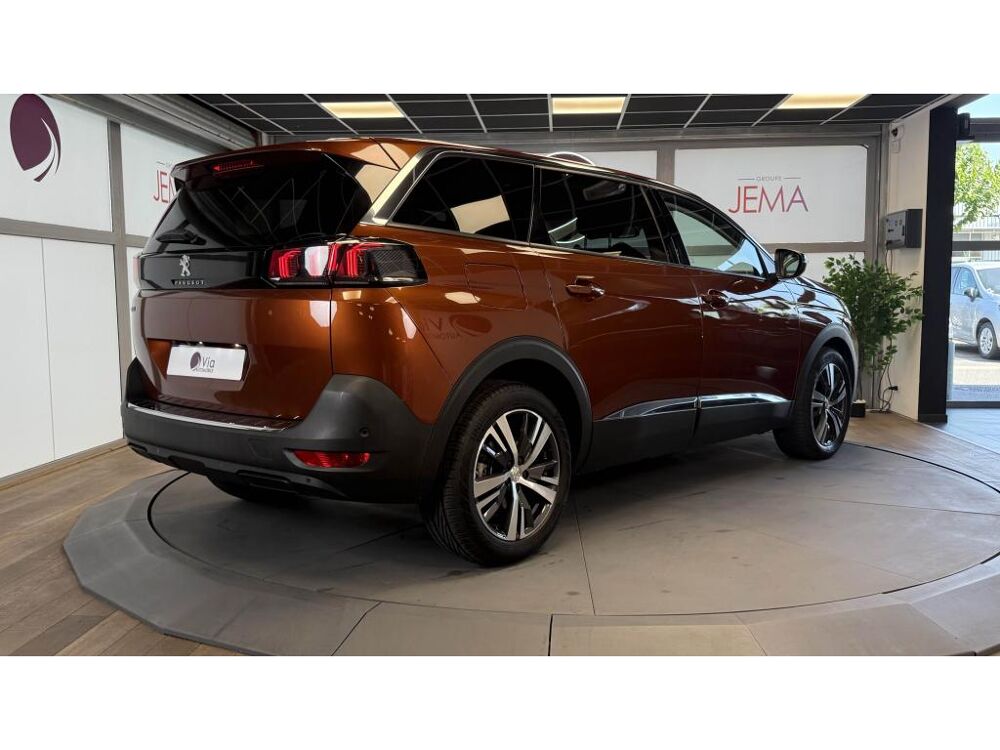 5008 BlueHDi 130 EAT8 Allure Phase 2 - 2022 - CARPLAY - CAMERA - 2022 occasion 60740 Saint-Maximin