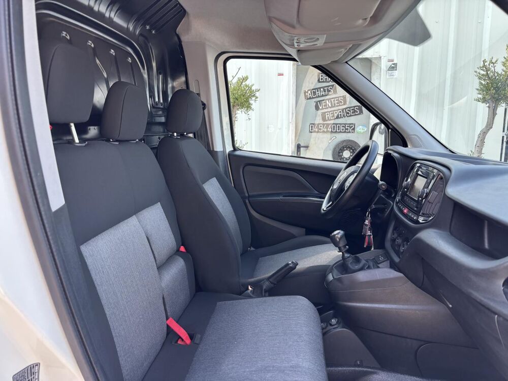 Doblo 1.4 16V T-Jet GNV - 120 Euro6d-t II CARGO maxi pro lounge 2020 occasion 83490 Le Muy