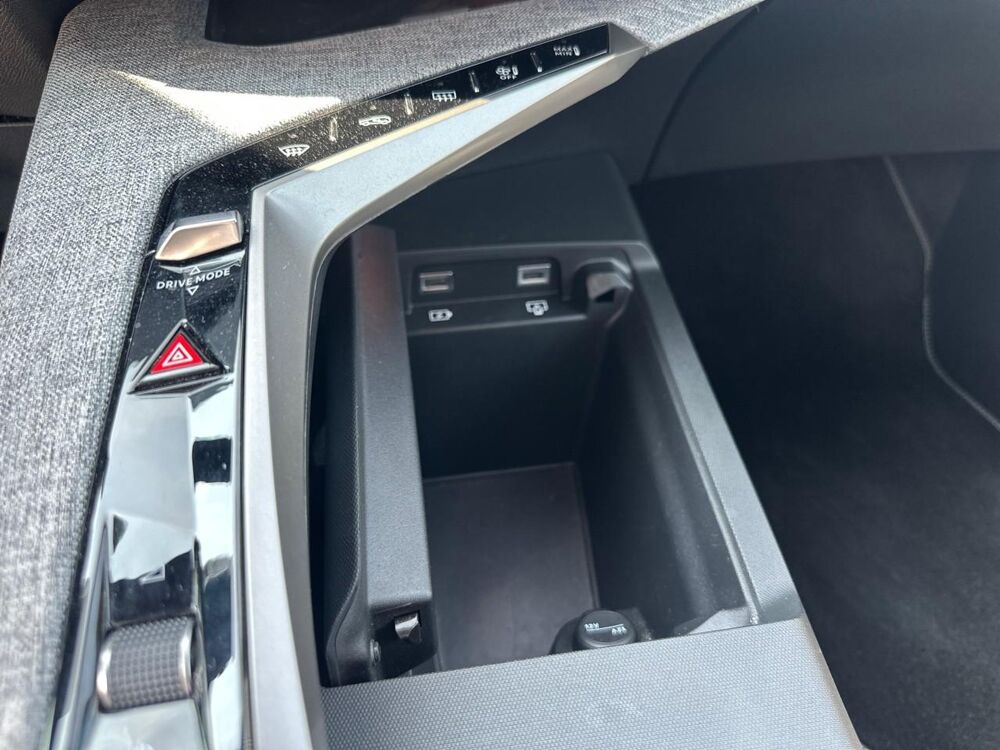 3008 1.2 hybrid 145 gt e-dcs6 2025 occasion 54520 Laxou