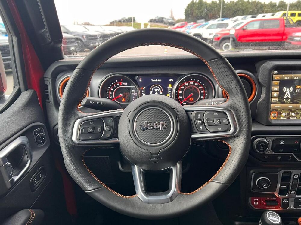 Divers Crew cab MOJAVE V6 3.6L Pentastar VVT 2021 occasion 91830 Le Coudray-Montceaux