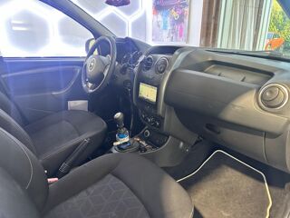 Duster 1.5 DCI 110 CH LAUREATE 4X4 - GARANTIE 12 MOIS 2015 occasion 16000 Angoul&ecirc;me