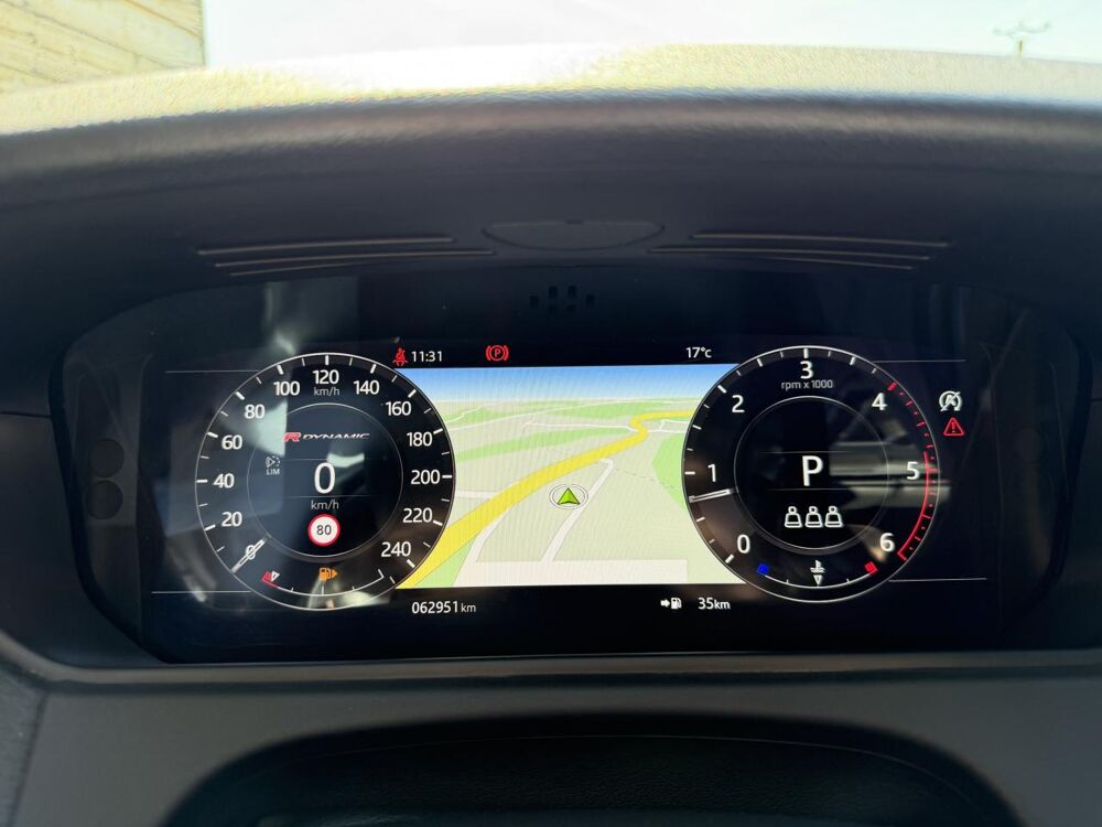 Range rover velar 2.0 D240 - BVA R-Dynamic PHASE 1 2020 occasion 19100 Brive-la-Gaillarde