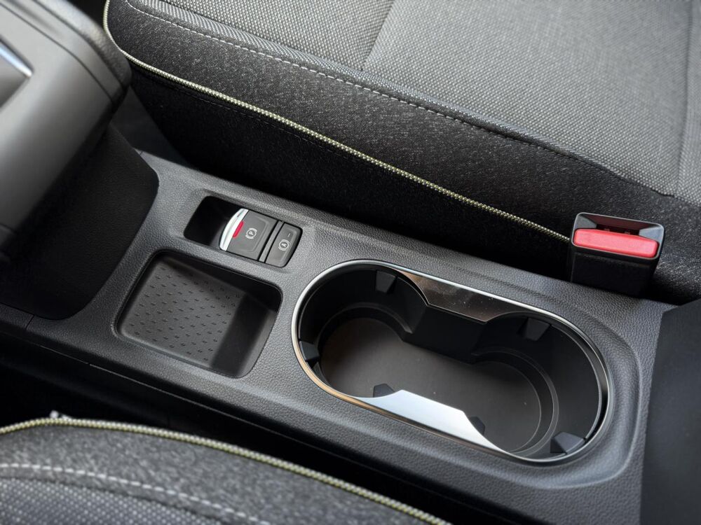 Captur NV 1.8 E-Tech Full Hybrid 160 Techno avec Pack Hiver 2025 occasion 35300 Foug&egrave;res
