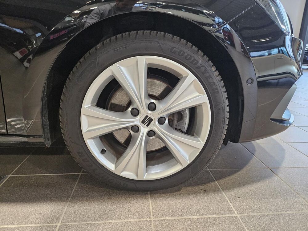 Leon SPORTSTOURER 2.0 TDI 150 DSG FR 2023 occasion 26000 Valence