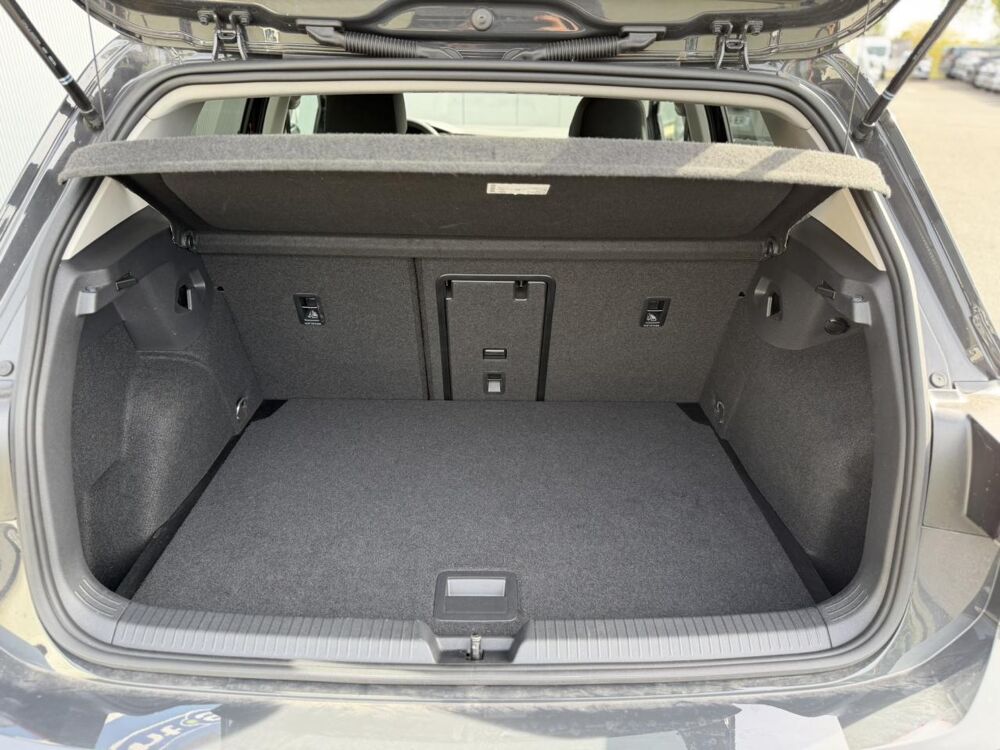 Golf VIII 8 1.5 TSI 130 Style 2024 occasion 35300 Foug&egrave;res