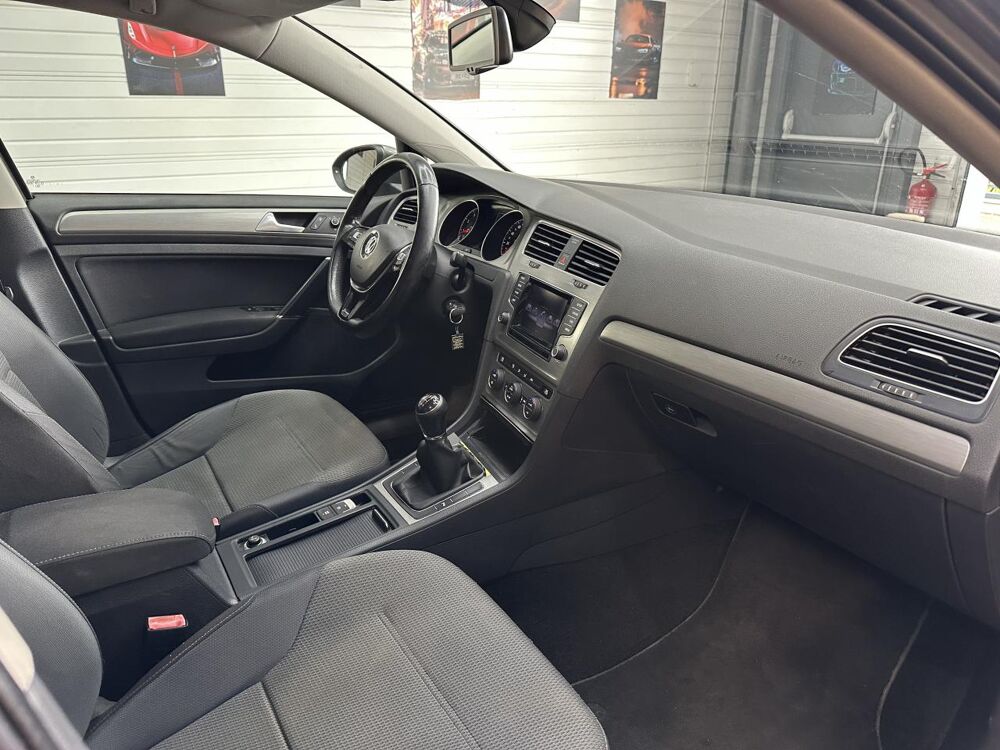 Golf 1.4 16V TSI ACT BlueMotion - 140 VII BERLINE Confortline PH 2014 occasion 33370 Artigues-pr&egrave;s-Bordeaux
