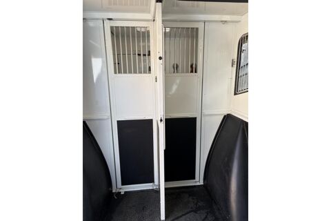 Boxer Peugeot 3.0 HDi 180 MTM Camion 2 chevaux 5 places 41 800 km 2013 occasion 78760 Jouars-Pontchartrain