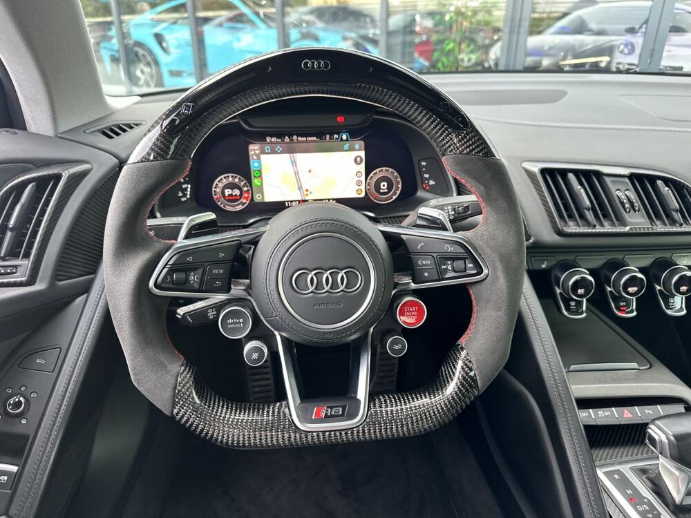 R8 Quattro 5.2 V10 Plus FSI - EX AKRAM - LIGNE QUICKSILVER - GA 2016 occasion 33450 Montussan