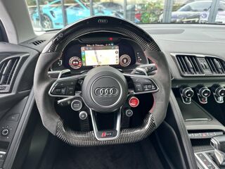 R8 Quattro 5.2 V10 Plus FSI - EX AKRAM - LIGNE QUICKSILVER - GA 2016 occasion 33450 Montussan