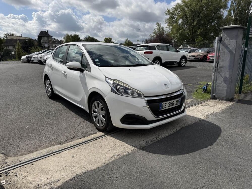 208 1.2i PureTech - 82 Style clim 2016 occasion 19100 Brive-la-Gaillarde