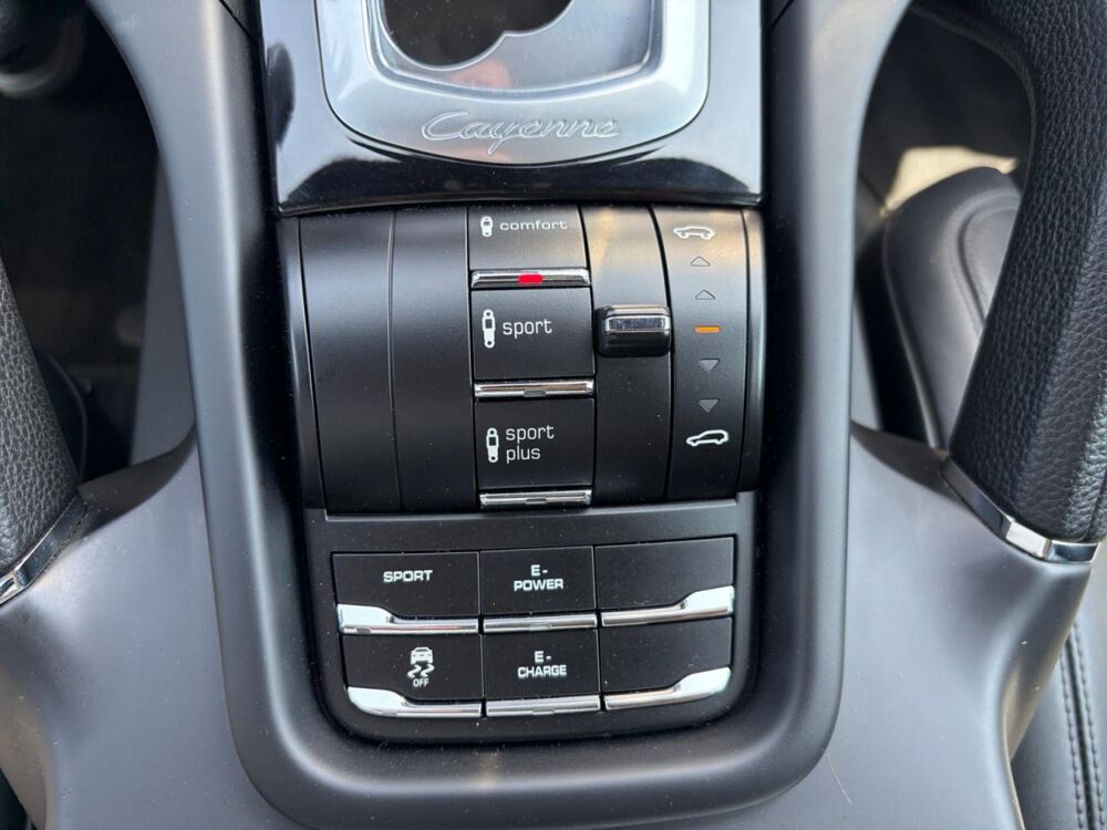 Cayenne 3.0i V6 - 416 - S E-Hybrid Platinum Edition PHASE 2 TOIT OUV 2016 occasion 13400 Aubagne