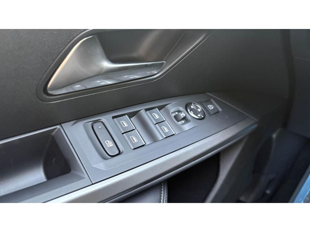 3008 1.2 Hybrid 145 e-DCS6 GT +TOIT OUVR+PK DRIVE 360 2026 occasion 81580 Soual