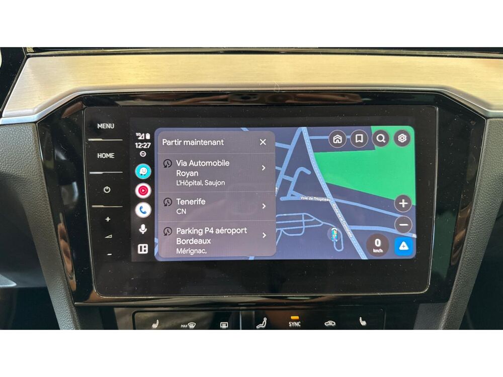 Passat SW 2.0 - 150 - BREAK Elegance / ATTELAGE / CARPLAY / TOIT O 2021 occasion 17600 Saujon