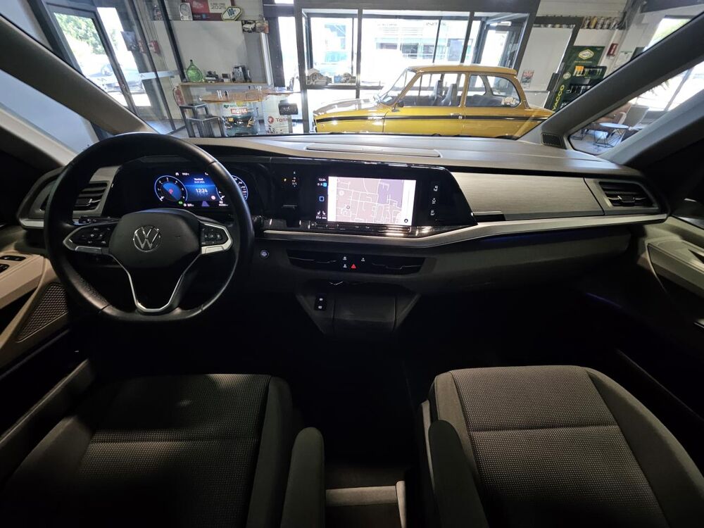 MULTIVAN T7 2.0 TDI 150 DSG 7PL 2023 occasion 26000 Valence
