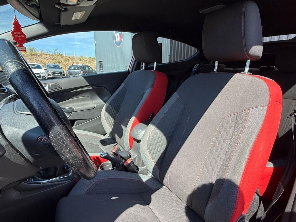 Fiesta 1.0 ECOBOOST 140 ST-LINE RED EDITION START-STOP 2017 occasion 42170 Saint-Just-Saint-Rambert