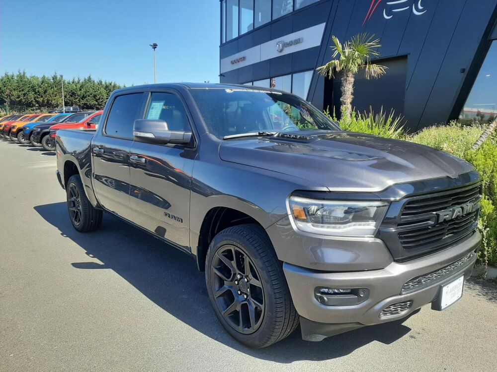 RAM 1500 CREW SPORT NIGHT EDITION 2022 occasion 91830 Le Coudray-Montceaux