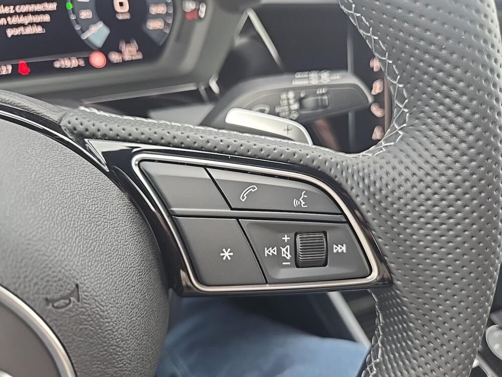 A3 1.5 tfsi 150 hybride s line s tronic 7 2026 occasion 85150 Les Achards